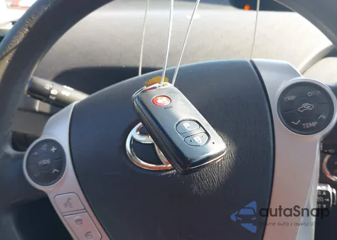 2010 Toyota Prius Iii из США, поврежденный, VIN JTDKN3DUXA0111990